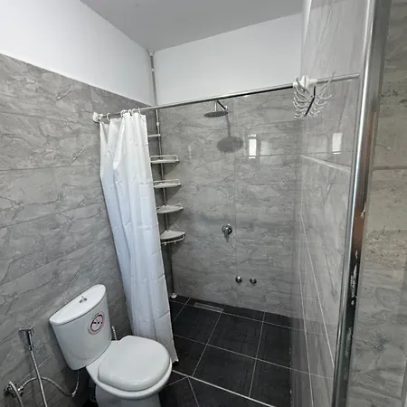 ゲストハウス Noah 3*