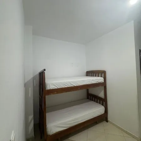 ゲストハウス Noah 3*