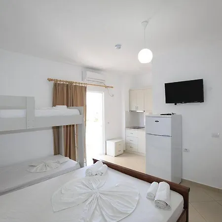 Noah Guest house Ksamil