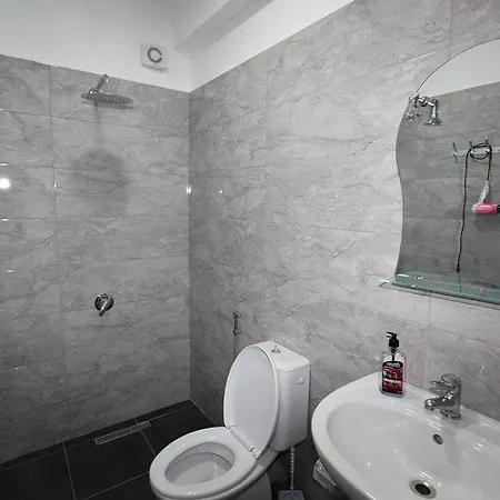 Noah Guest house *