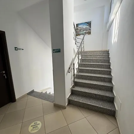 Noah Casa de hóspedes Ksamil