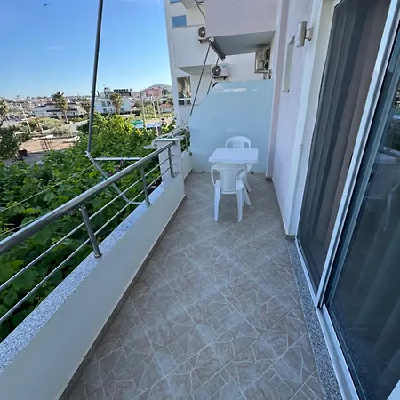 Πανσιόν Noah Εξαμίλιο