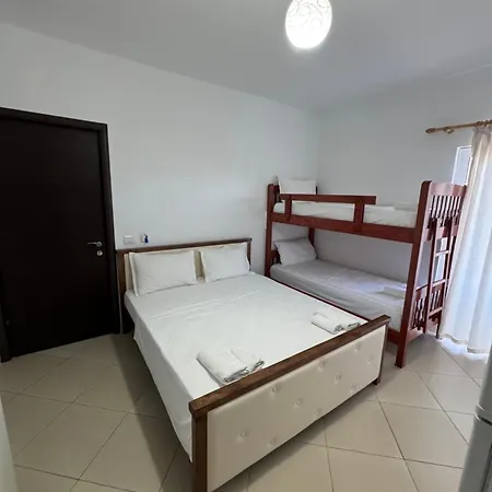 招待所 Noah 卡萨米尔